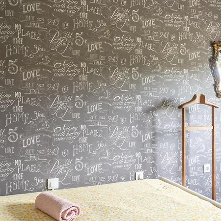 House With Pool And Garden In Near Porto