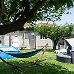 House With Pool And Garden In Near Porto Feriehus *
