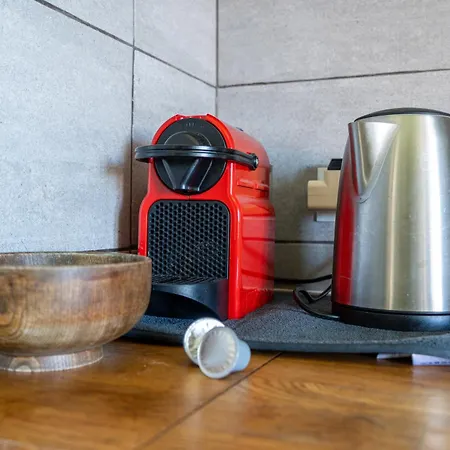 House With Pool And Garden In Near Porto Dom wakacyjny