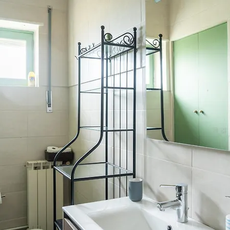 Dom wakacyjny House With Pool And Garden In Near Porto *