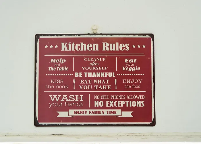 Vakantiehuis House With Pool And Garden In Near Porto